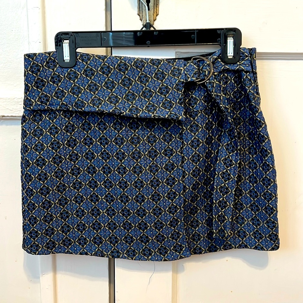 Free People size 4 jacquard wrap mini skirt blue and gold